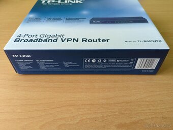 TP-LINK SafeStream™ Gigabit Broadband VPN Router TL-R600VPN - 10