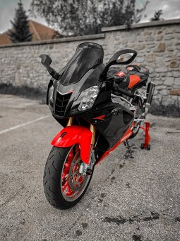 APRILIA RSV1000R FACTORY - 10