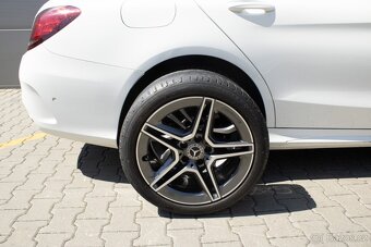 Mercedes Benz C180 AMG Line - 10