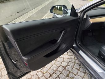 Tesla Model 3 Long Range Dual Motor AWD - odp. DPH - 10