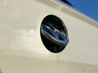 Volkswagen T-Roc - 10