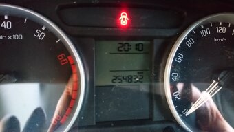 Roomster scout 2008 LPG 1.6 16V 77 kW - 10