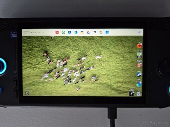 Prodám MSI Claw A1M-054CZ  Intel Core Ultra 7/16GB RAM /1TB - 10