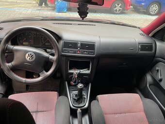 Volkswagen Golf IV - 10