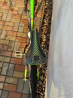 Rock Machine Surge 24” - 10