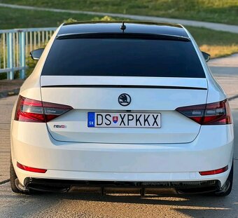 SKODA SUPERB spoiler kridlo lipko na kufor na odtrhovu hranu - 10