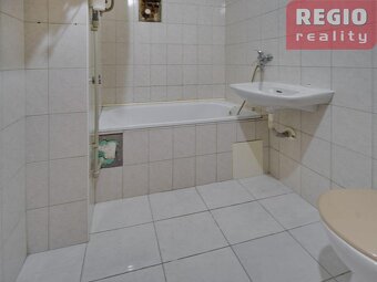 REZERVOVÁNO - Prodej bytu 3+1 , Jiráskova, Frýdek - 10