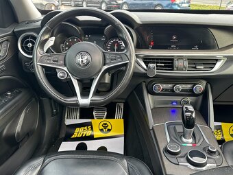 Alfa Romeo Stelvio 2017 - 10