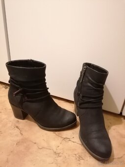 Kožené kotníkové kozačky zn. : Tamaris - 10