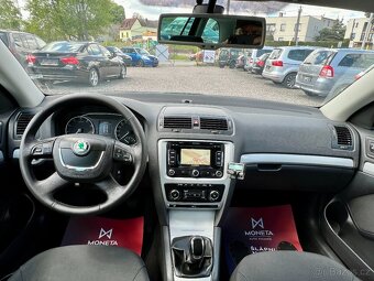 Škoda Octavia II 1.2 TSI 77 kW Navi,Výhřevy,Servis - 10