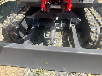 Minibagr 1,6t - 10