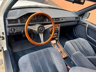 Mercedes-Benz 124 300 132kW Automat W124 1987 Veteran - 10