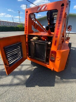 Locust 752 unc - 10