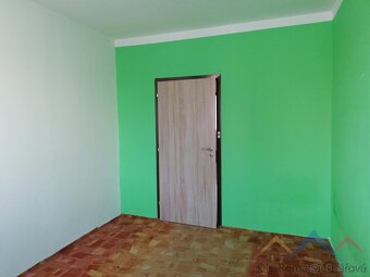 Pronájem bytu 3+1, Břidličná - 10