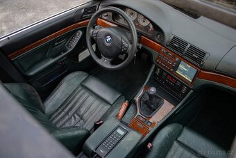 BMW M5 5.0 V8 Manual Individual - Aj na splátky - 10
