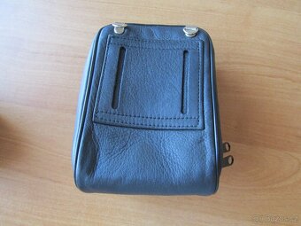 Kožená pouzdra Olympus, Leica, GR - 10