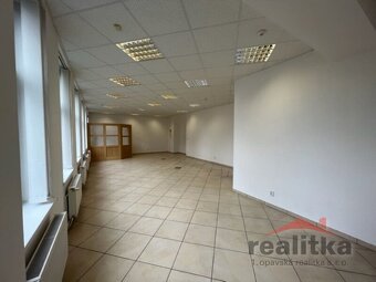 Pronájem obchodních prostor 90m2, Palhanecká, Opava - Jaktař - 10
