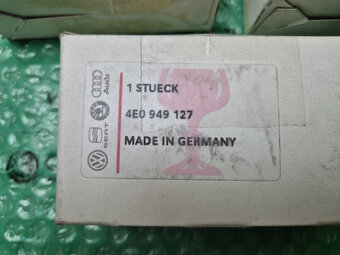 boční blinkr levý Audi A8, S8 4E0949127 - 10