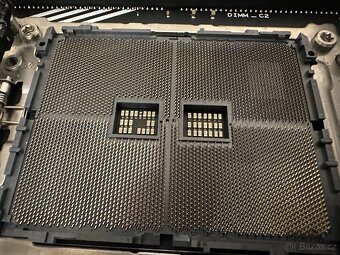 ASUS Prime TRX40-Pro S - 10