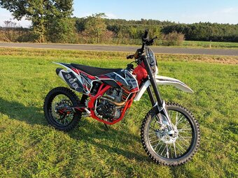 Pitbike Killer PRO 300cc H2O 21/18 červená - 10