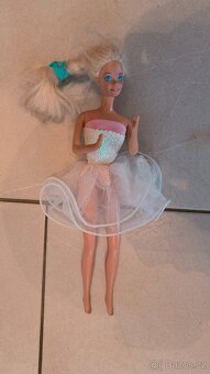 Barbie 4x,Ken 1x(vše MATTEL) - 10