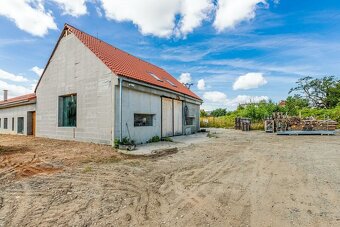 Prodej komerční stavby- sklad, showroom, kanceláře, byty, 83 - 10