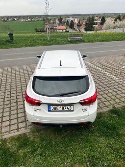 Hyundai i40, 1.7 CRDi combi - 10