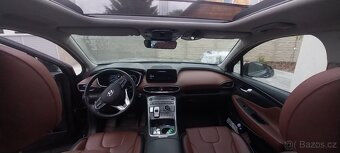 Hyundai Santa Fe 1.6 T-GDI HEV Style 4x4 – stylově, s grácií - 10