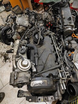 Prodám náhradní díly na různé motory 1,9 TDI - 10