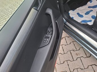 ŠKODA SUPERB 3 COMBI 2.0TDI/140KW - 10