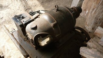 PRAGA-historický stabilní elektromotor-dynamo - 10