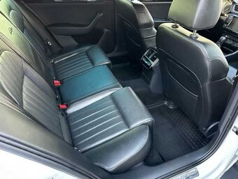 Skoda Superb 2.0 TDi - 10