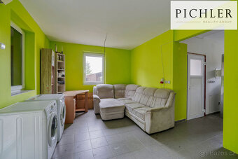 Prodej stavebního pozemku 1022 m² se stavbou - 10