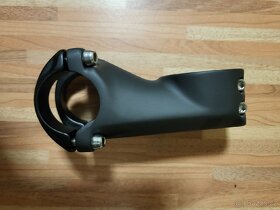 Integrovaný karbonový představec Mondraker podium 7,5cm - 10