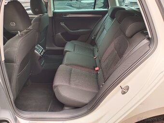 Škoda Superb 3 Combi 2.0TDI 147kW 4x4 DSG Webasto Matrix DAB - 10
