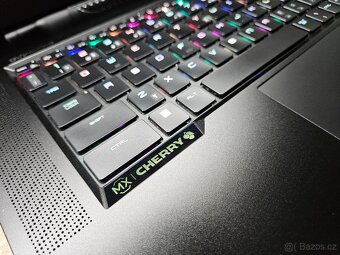 360HZ_17" MSI TITAN GT77_i7-12800HX_32GB_2TB_RTX 3070 Ti 8G - 10