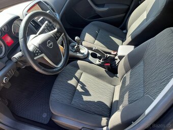 Opel Astra 1.4 T Serviska Tempomat 1. Majitel - 10