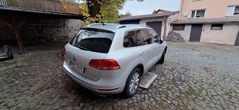 Vw. Touareg 2.0tdi 180kw. 140tkm..2012 - 10