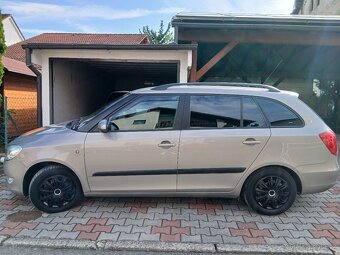 Škoda Fabia 2 facelift 1.2 Tsi Elegance - 10