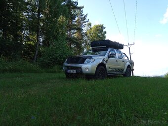 Navara D40 3,0 V6 - 10