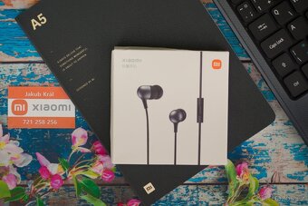 Sluchátka 1More, Redmi, Xiaomi, QCY, Amazfit - 10