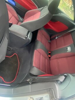 Vw EOS 2.0 FSi - 10