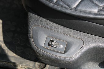 Peugeot 407, 3,0i + LPG 155KW, 2.maj.,ČR,AUTOMAT,r.v. 2004 - 10