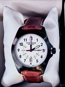 Pánské hodinky Victorinox - nepoužité - 10