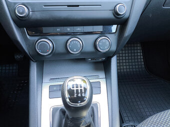Škoda Octavia 1.2 TSI, 81KW, Č.R.1 majitel - 10