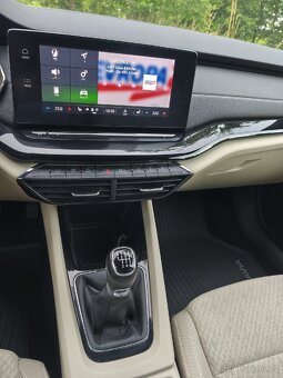 Škoda Octavia combi IV 1.5 TSI Style Matrix ČR - 10