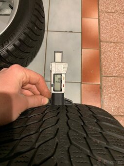 Alu kola Škoda R17 5X112 ZIMNÍ PNEU 225/50 R17 8mm POLAR - 10