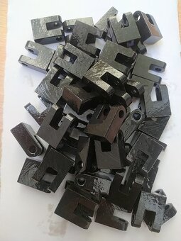 Originální nové náhradní díly z vojenského depozitu MW750 - 10