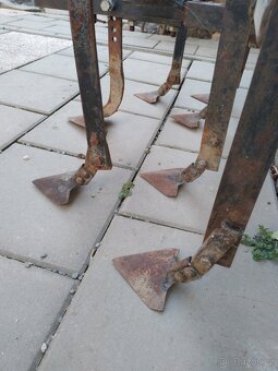 Háky na kultivaci zahradky vari - 10