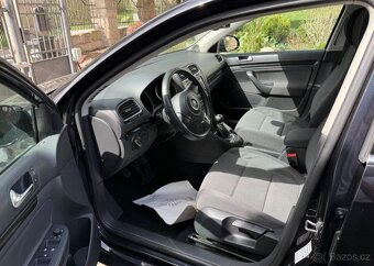 Volkswagen Golf 1,4 TSi Comfortline pravid.ser benzín - 10